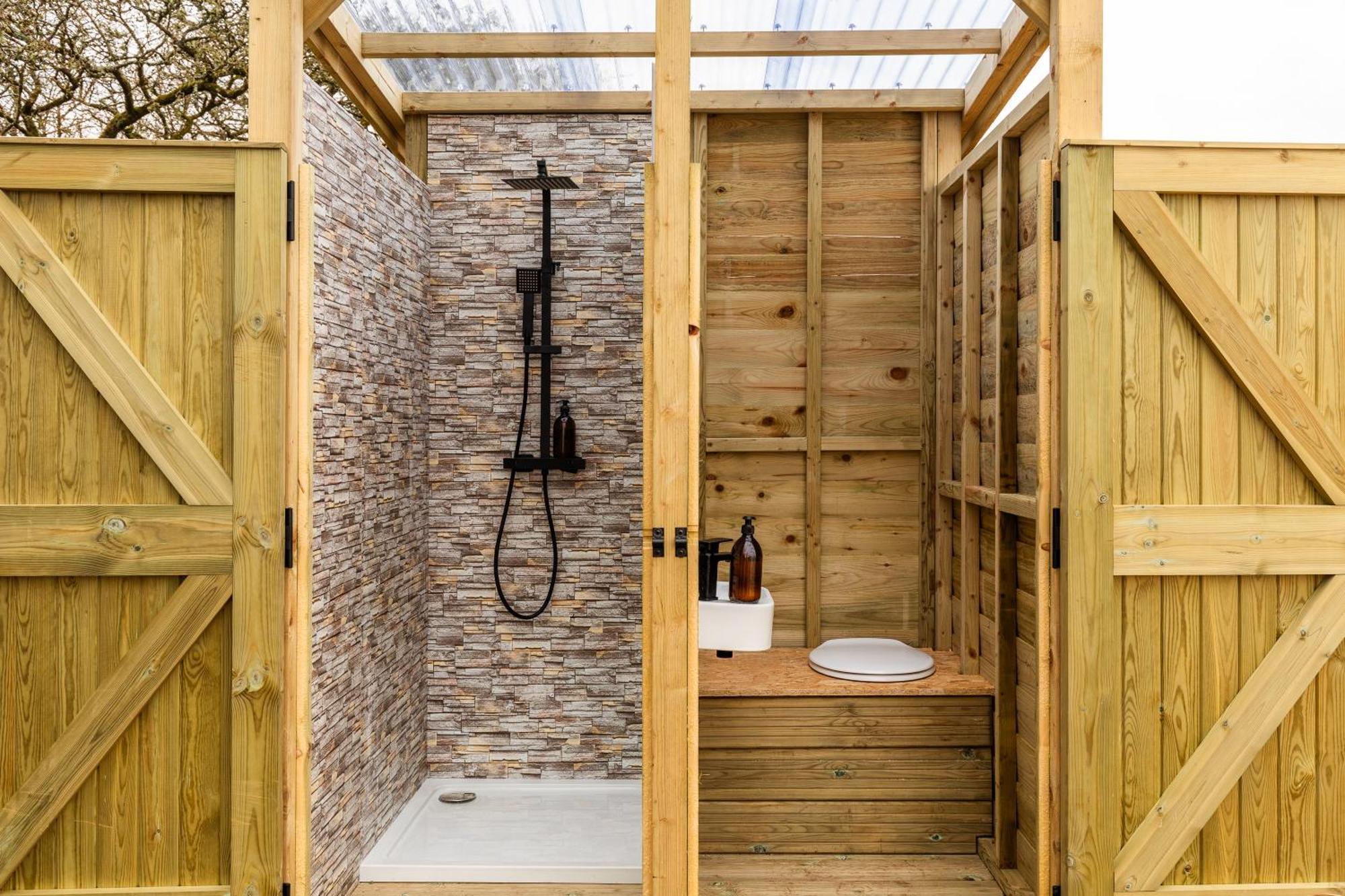 Charlcombe Valley Orchards Glamping Luxury tent